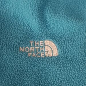 Girls North Face half zip pullover